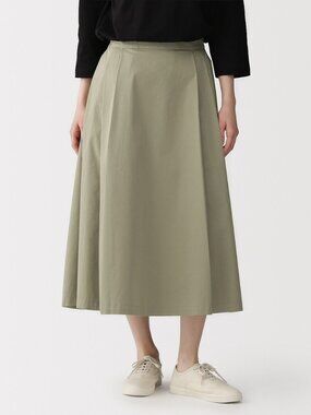 MUJI Twill Weave Darted Flare Skirt in Beige | Size Small
